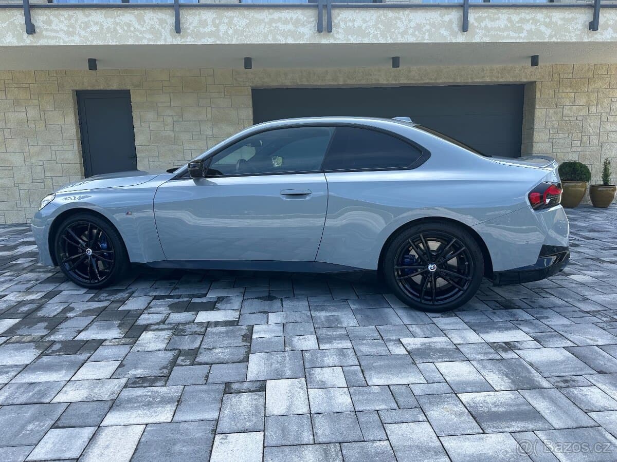2023 BMW M2