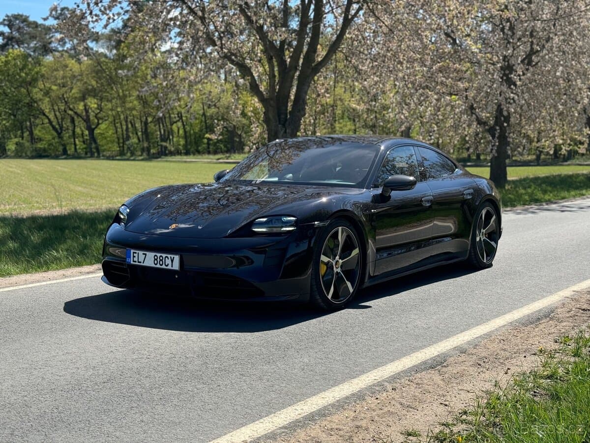2021 Porsche TAYCAN