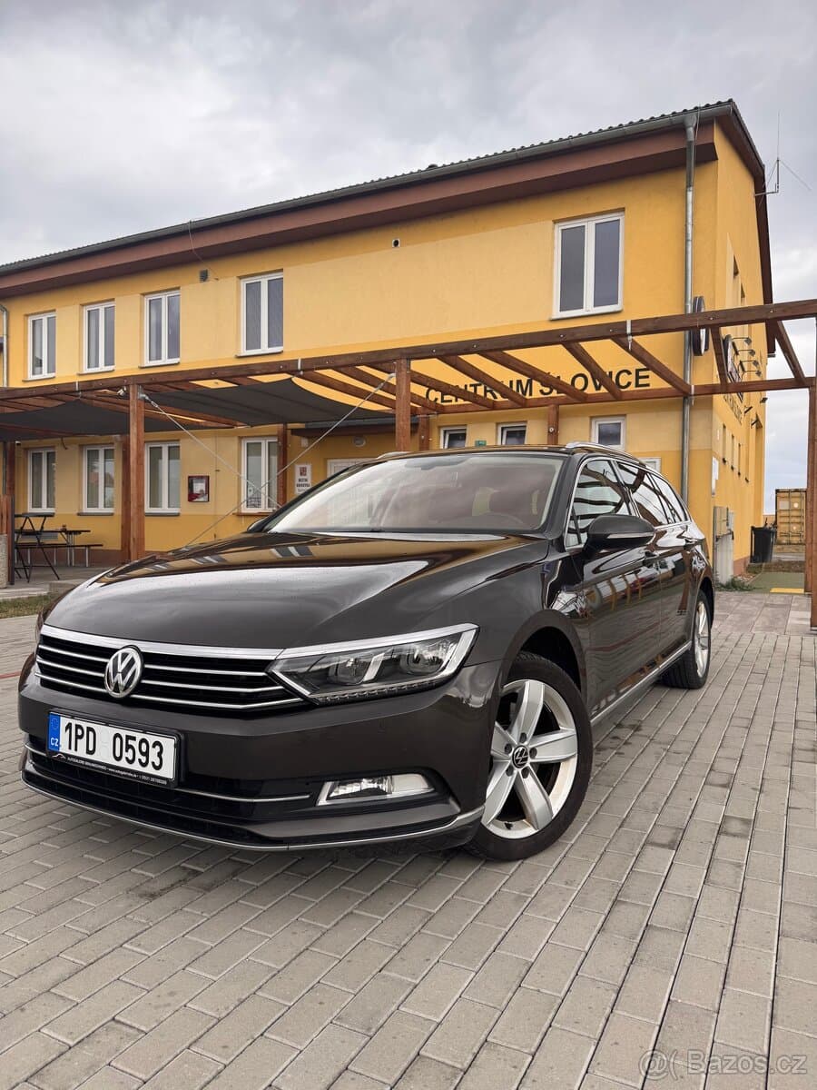 2015 Volkswagen PASSAT