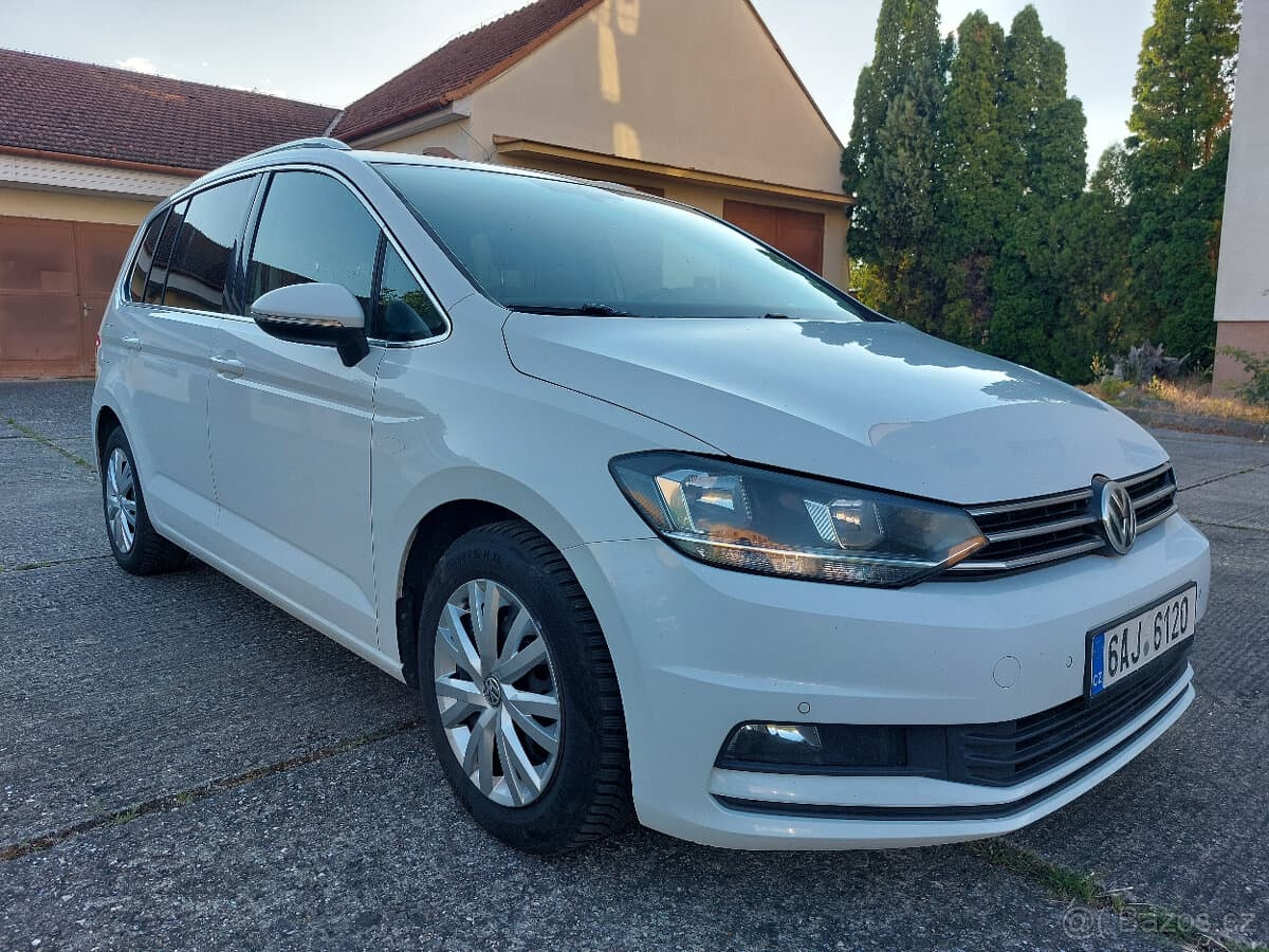 2017 Volkswagen TOURAN