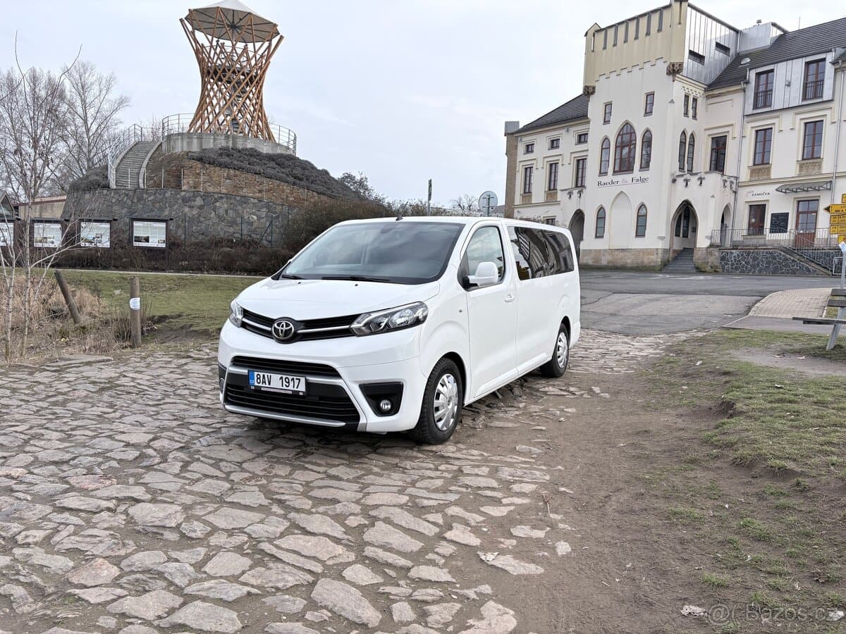 2021 Toyota PROACE