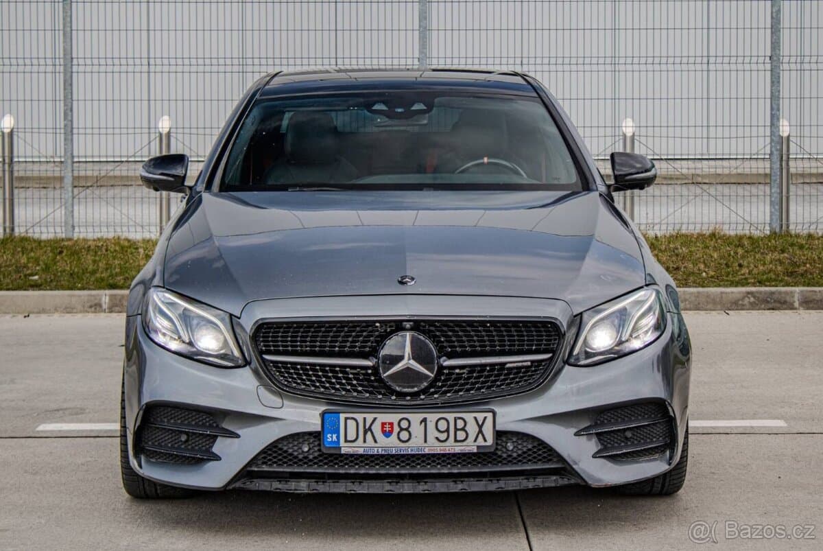 2017 Mercedes-Benz OSTATNÍ
