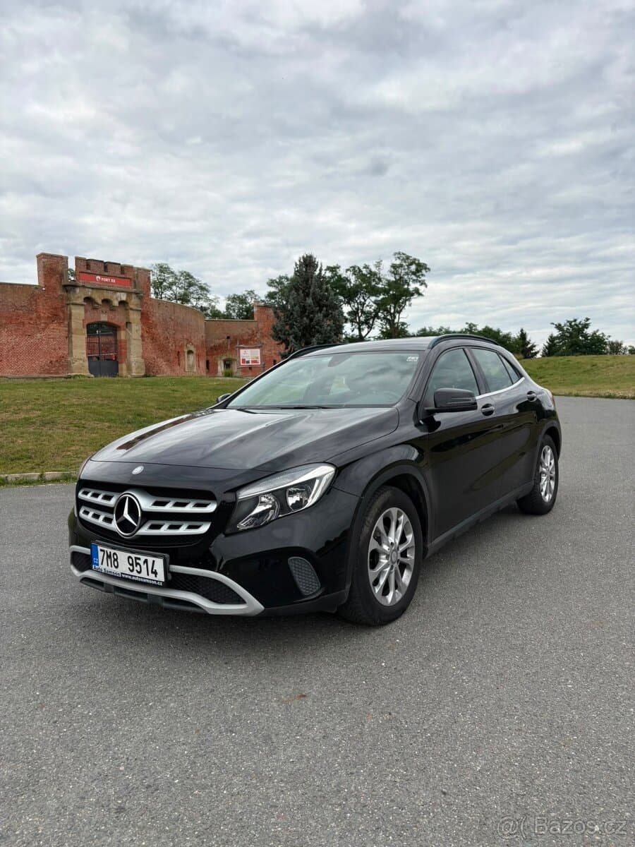 2017 Mercedes-Benz GLA