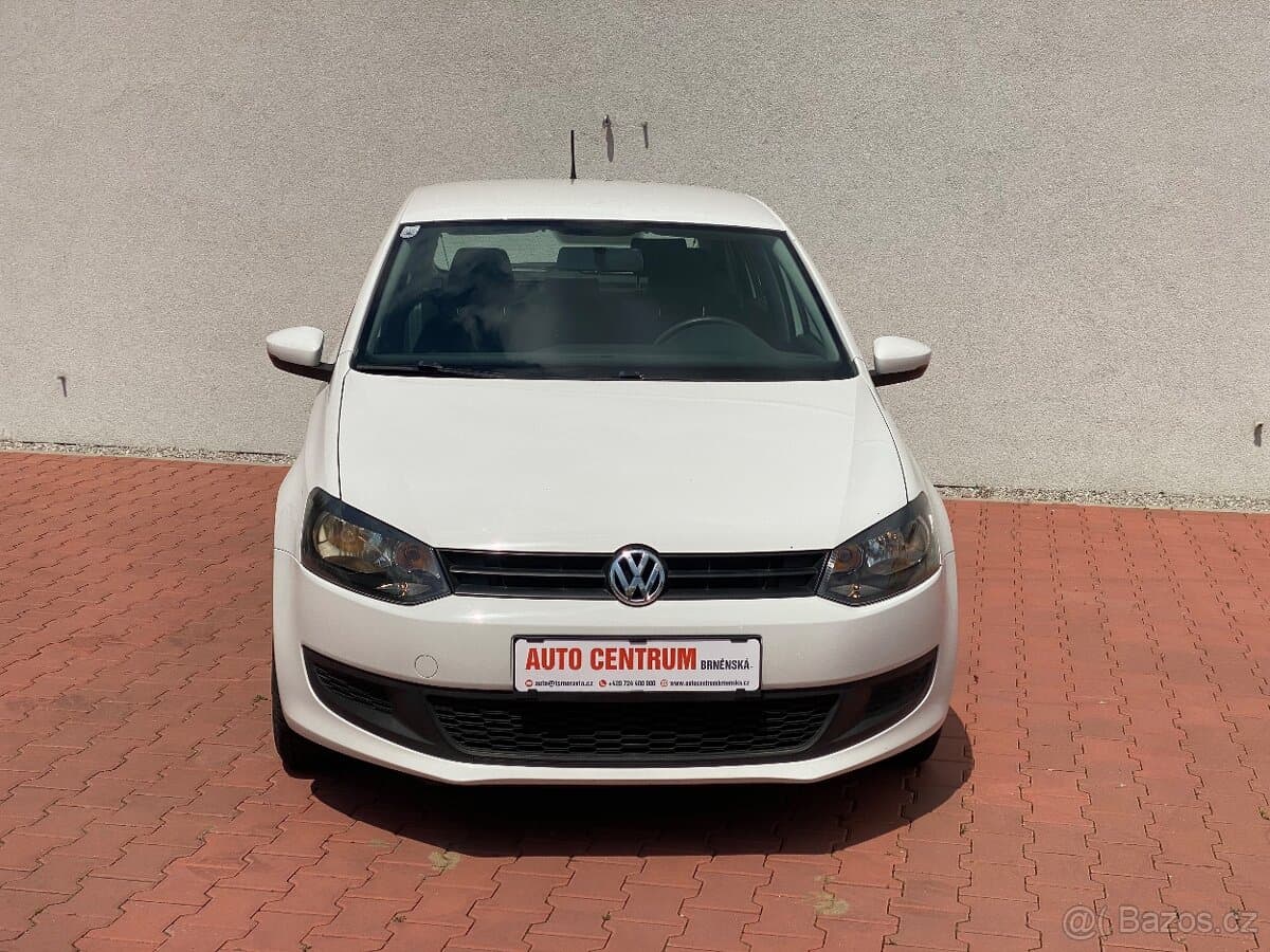 2010 Volkswagen POLO
