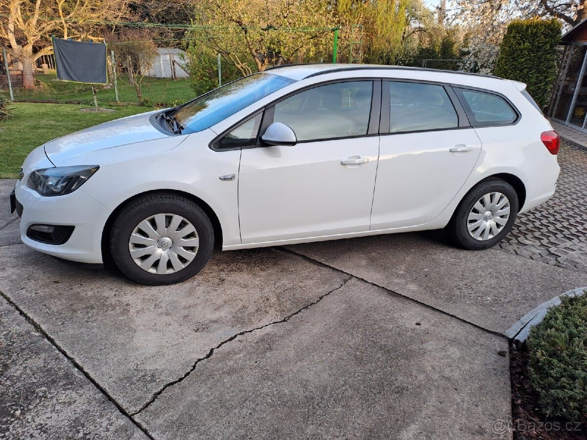 2014 Opel ASTRA