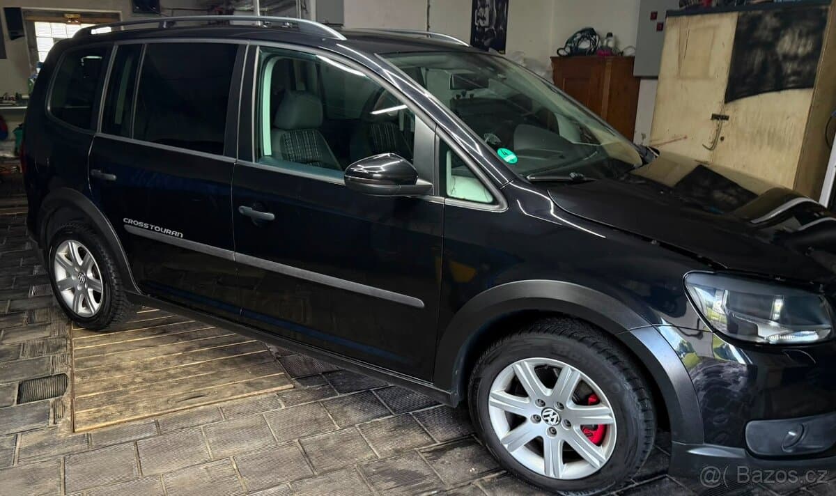 2011 Volkswagen TOURAN