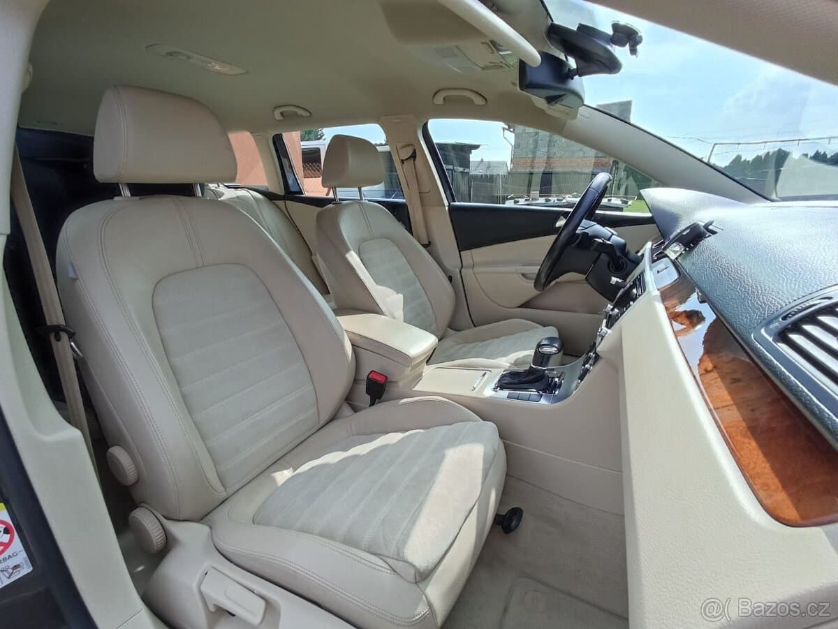 2010 Volkswagen PASSAT