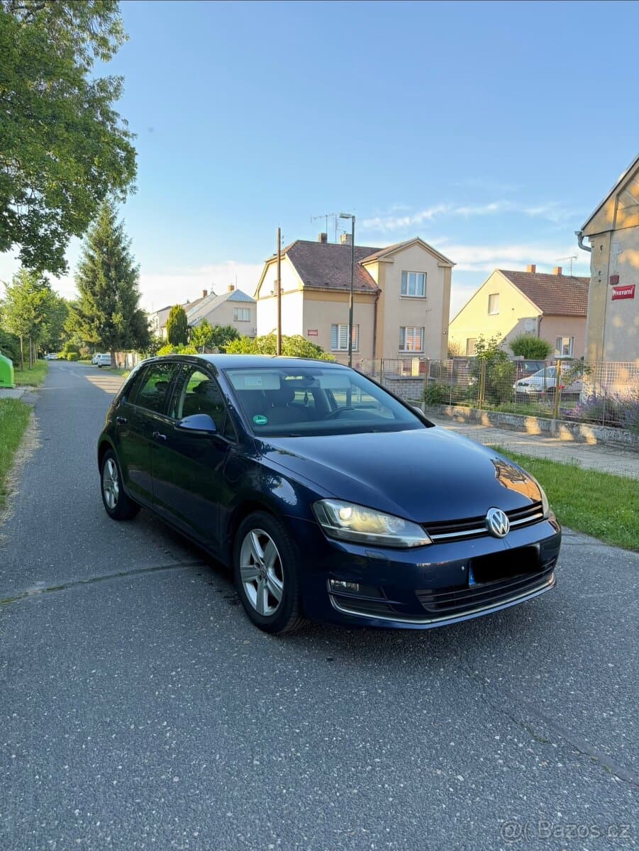 2014 Volkswagen GOLF