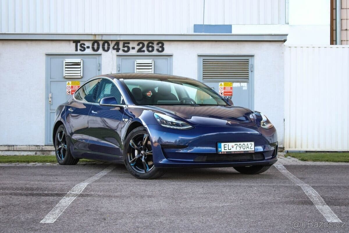 2020 Tesla MODEL 3