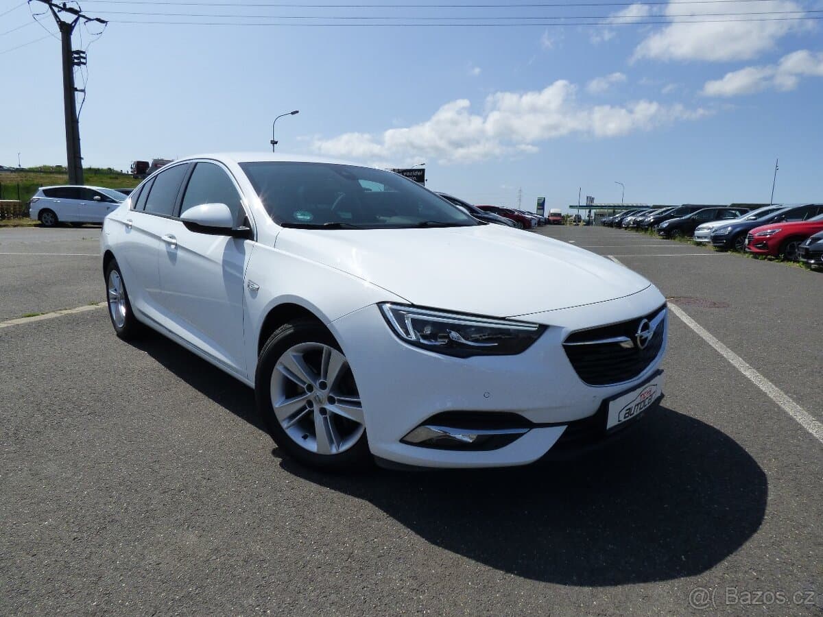 2019 Opel INSIGNIA