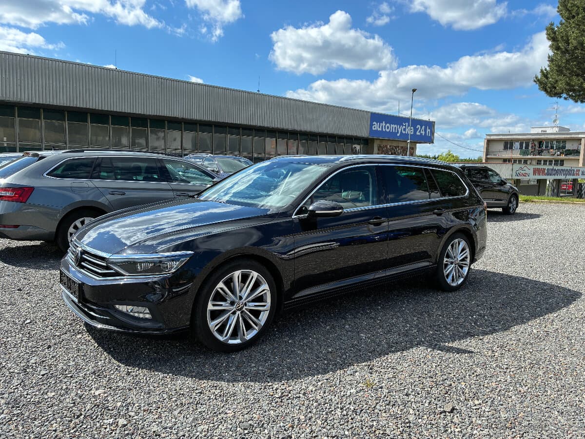 2023 Volkswagen PASSAT