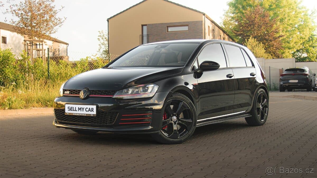 2015 Volkswagen GOLF