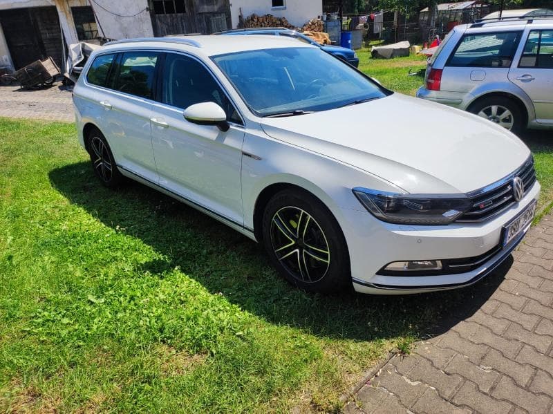 2015 Volkswagen PASSAT