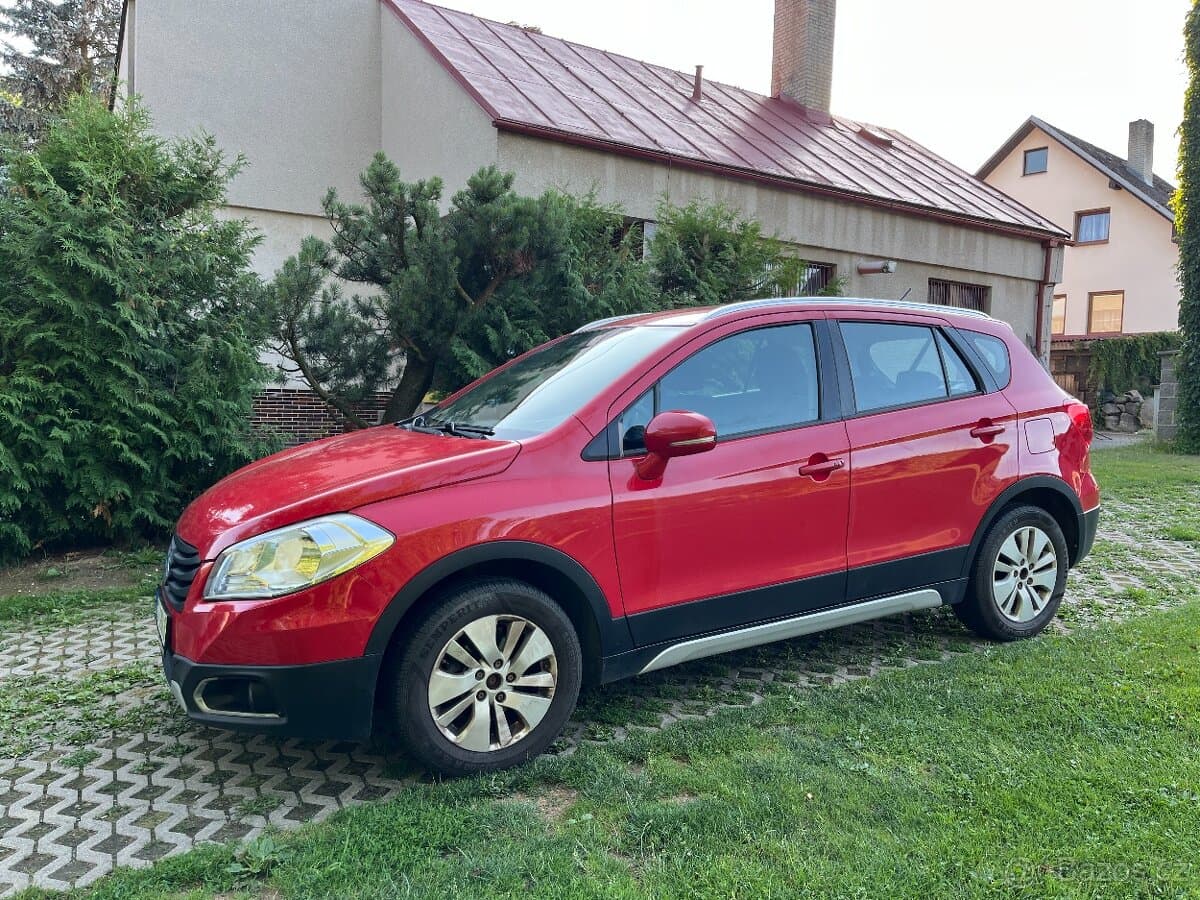 2014 Suzuki S-CROSS