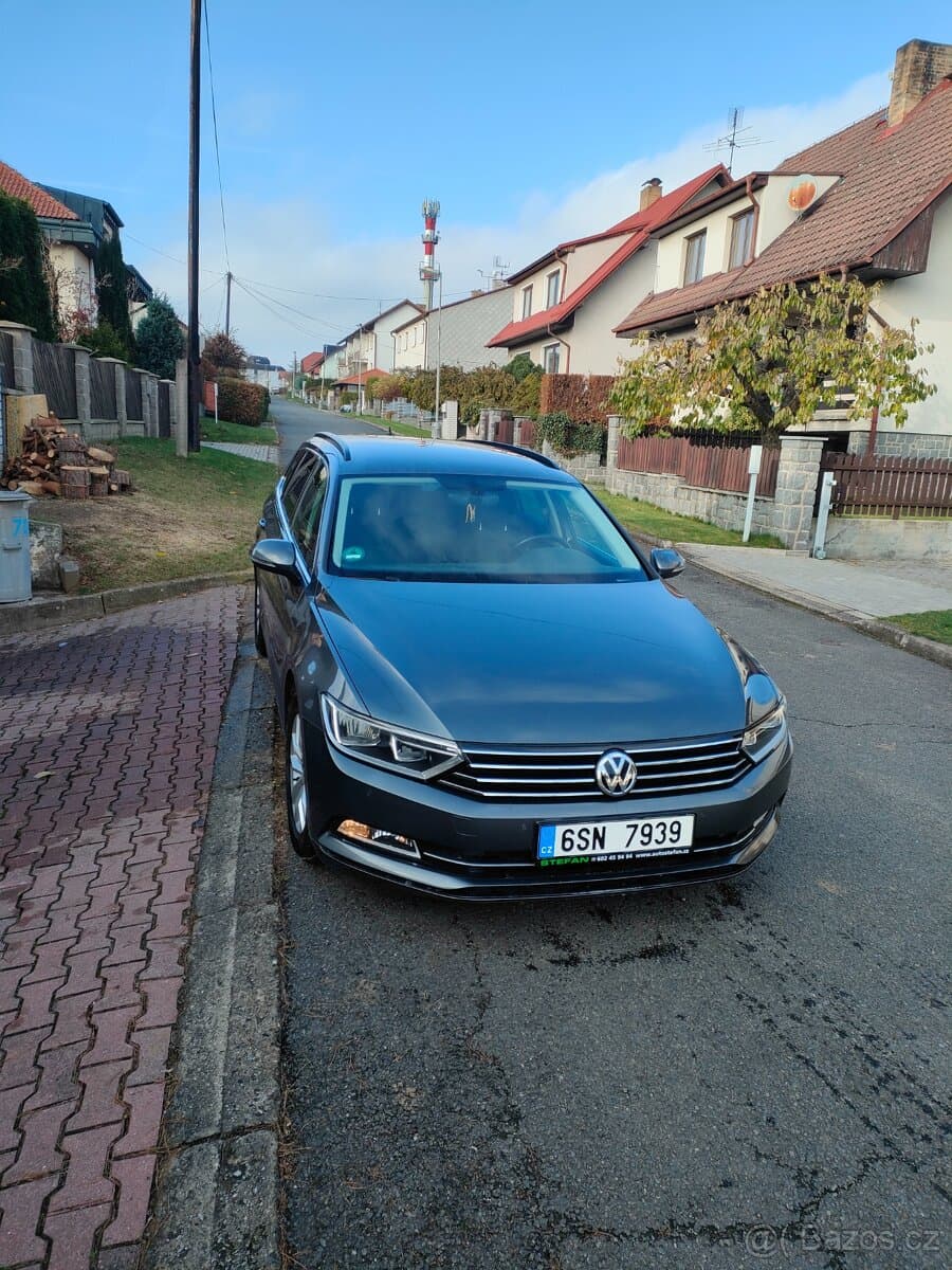 2017 Volkswagen PASSAT