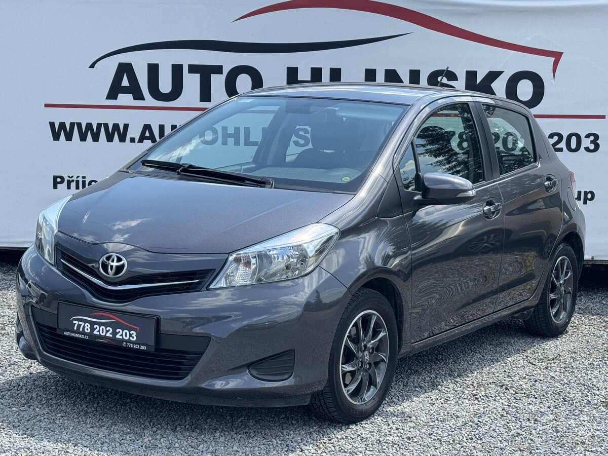 2012 Toyota YARIS