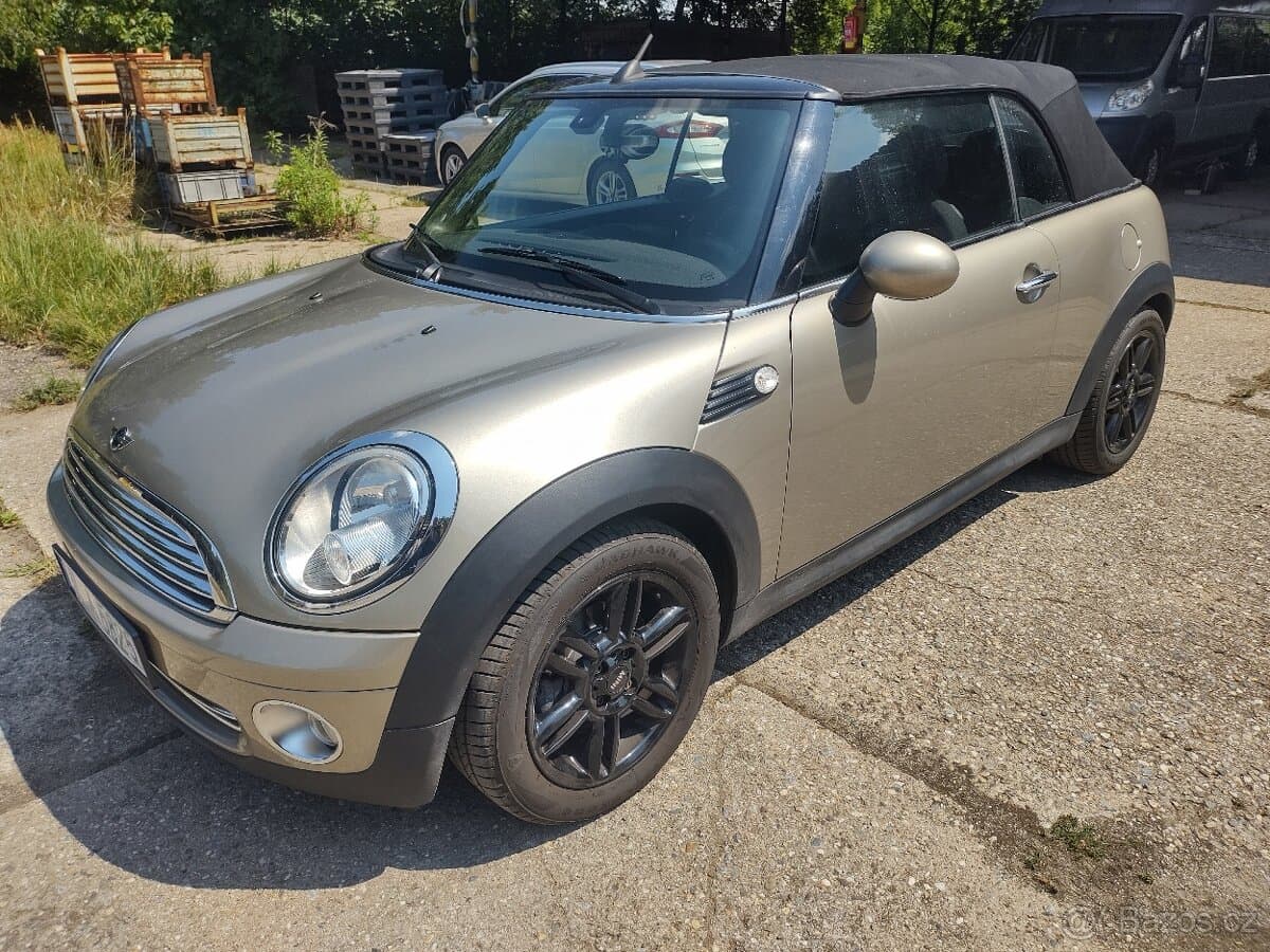 2010 Mini COOPER