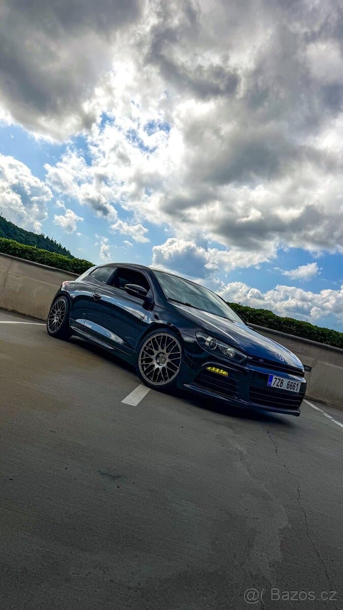 2011 Volkswagen SCIROCCO