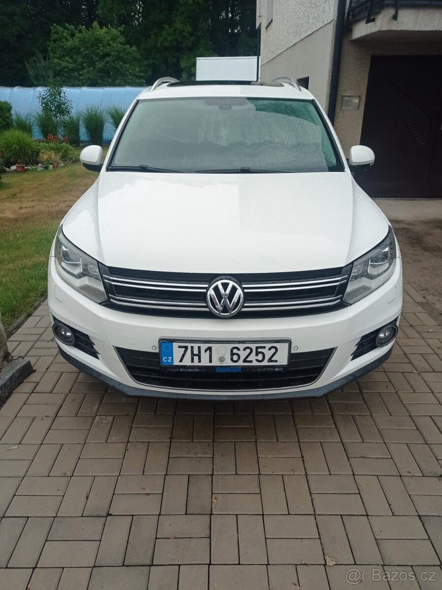2012 Volkswagen TIGUAN