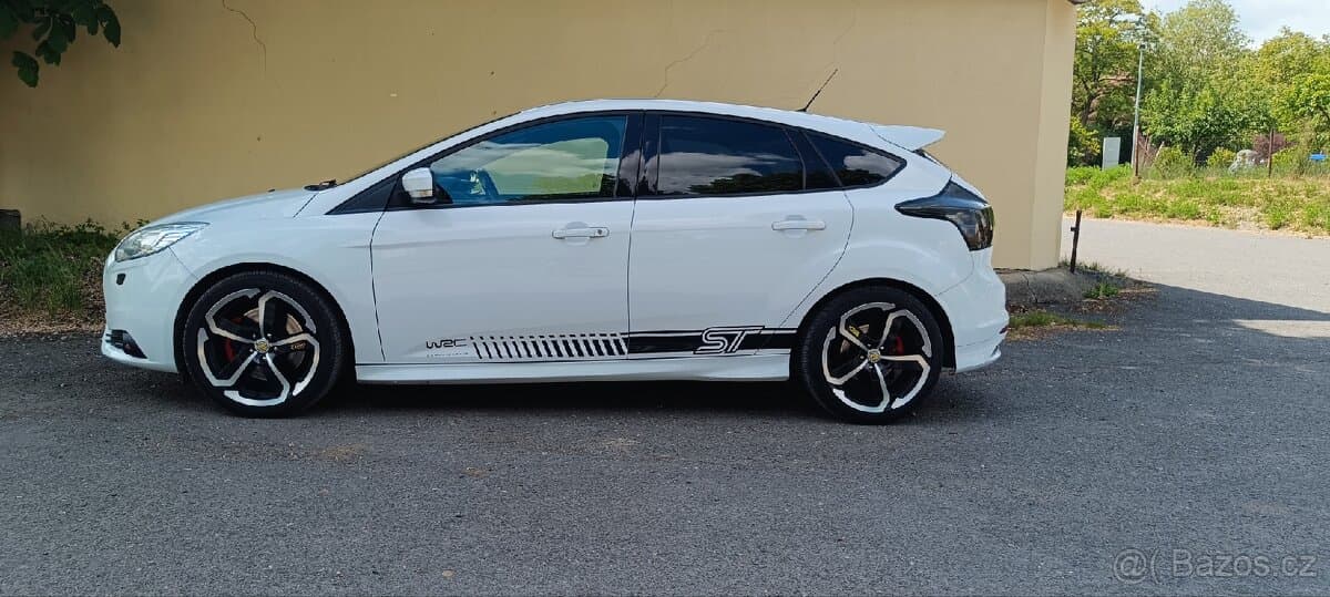 2012 Ford FOCUS