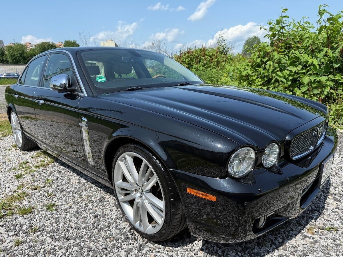 2009 Jaguar XJ