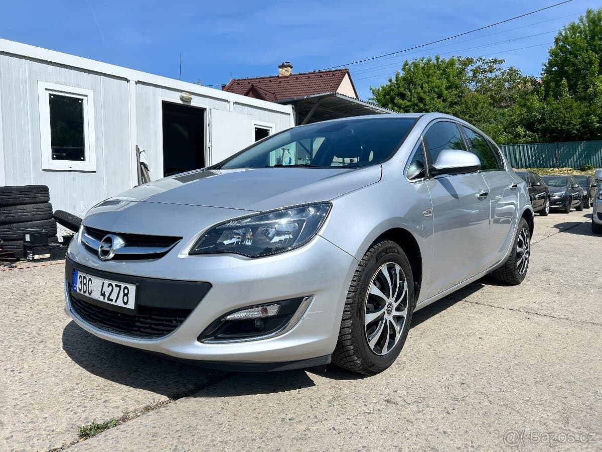 2013 Opel ASTRA