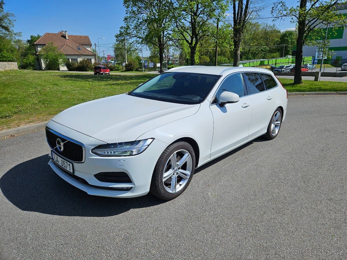 2018 Volvo V90