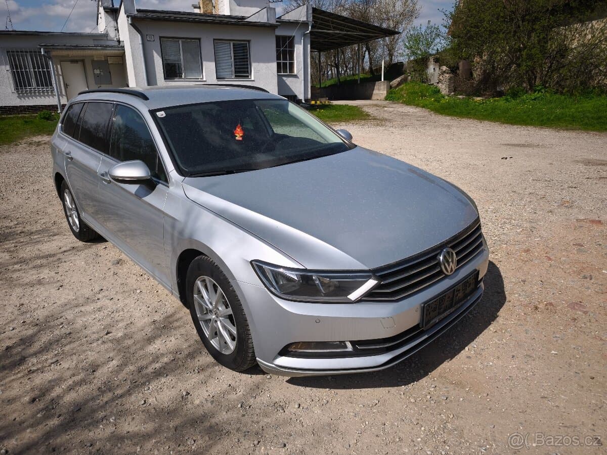 2018 Volkswagen PASSAT
