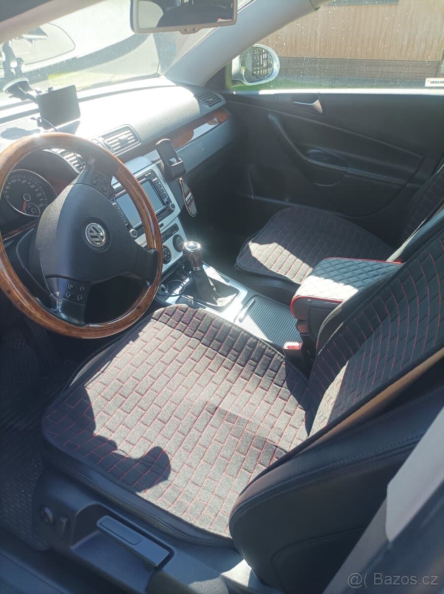 2009 Volkswagen PASSAT