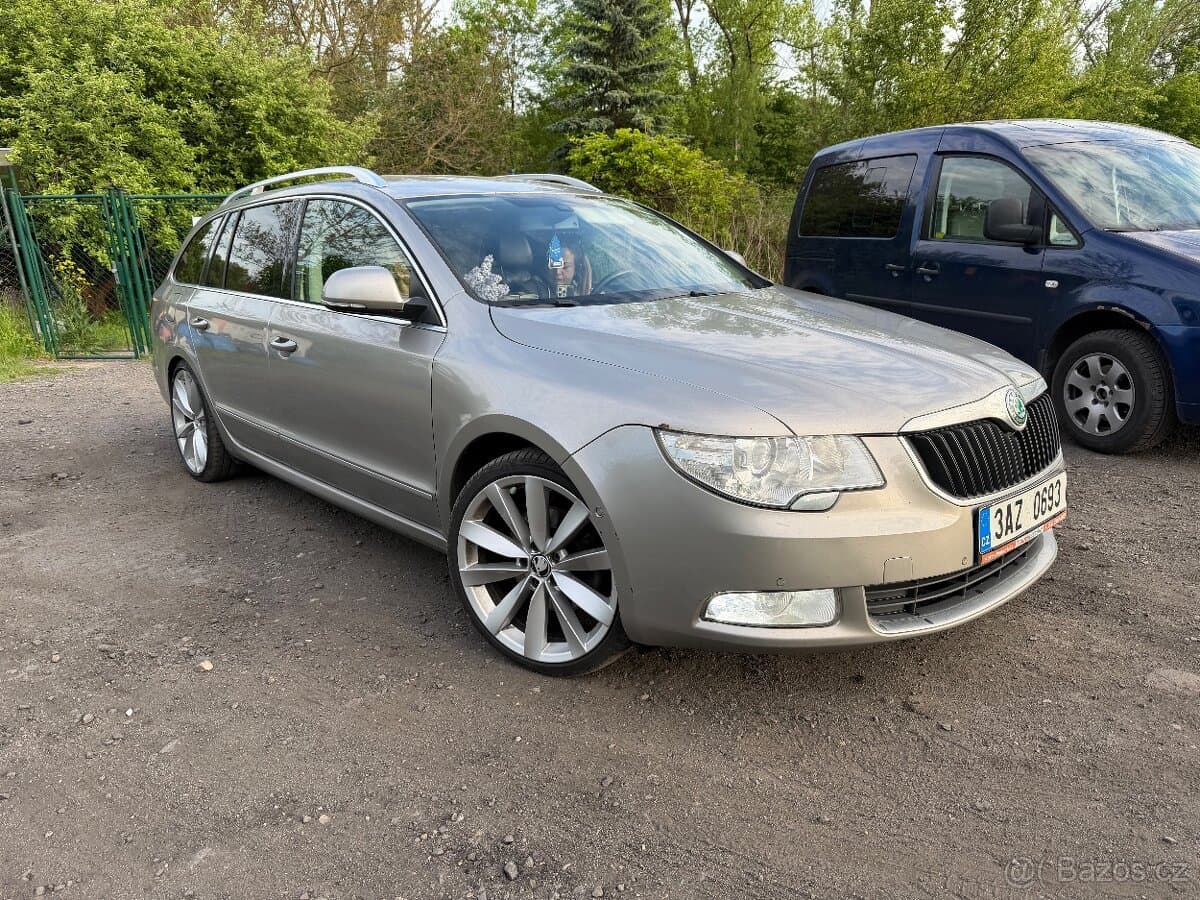 2010 Škoda SUPERB
