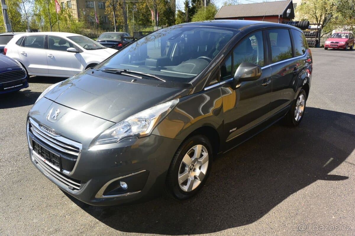 2015 Peugeot 5008
