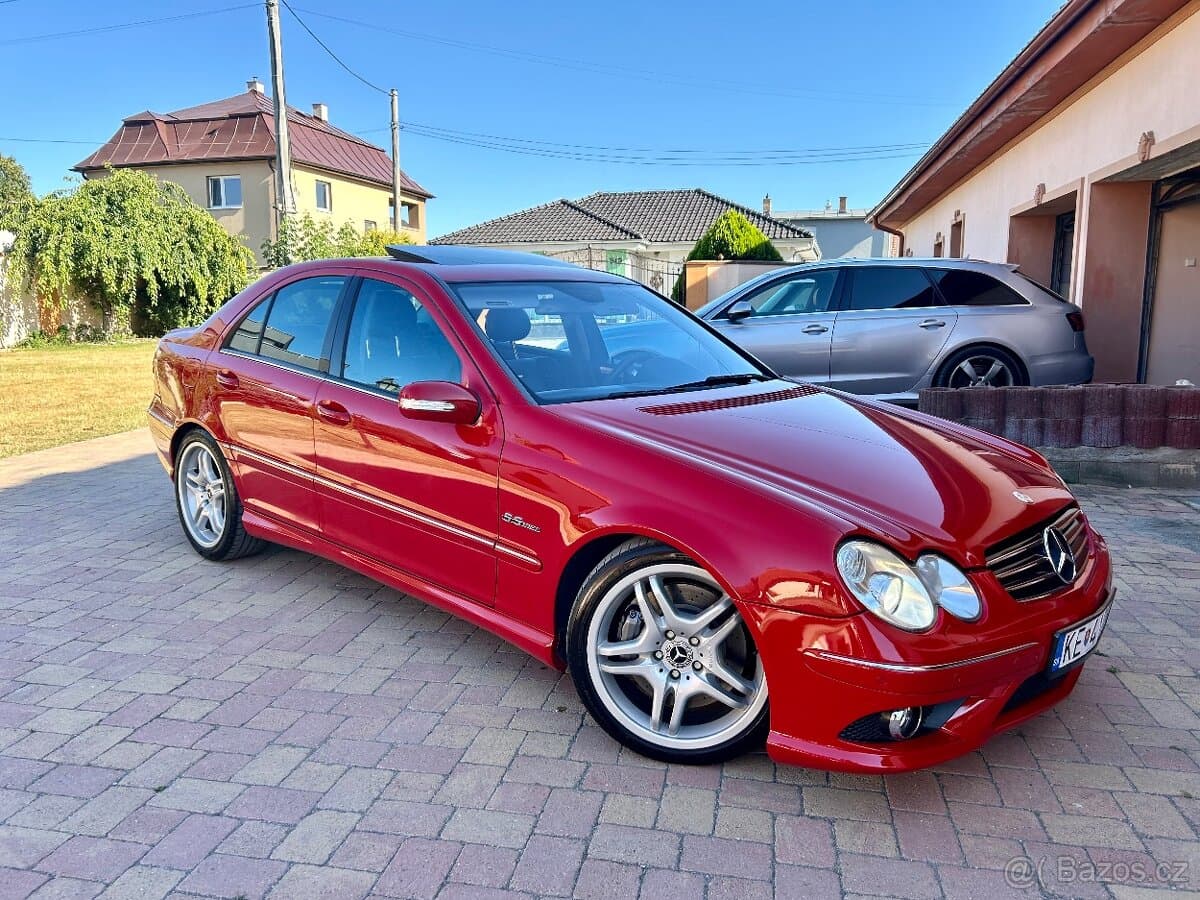 2005 Mercedes-Benz OSTATNÍ
