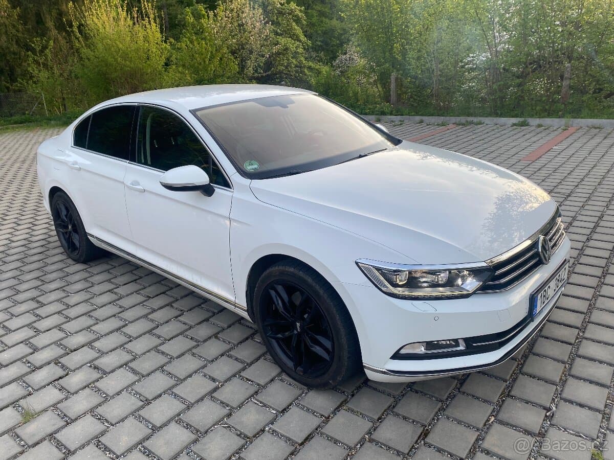 2015 Volkswagen PASSAT