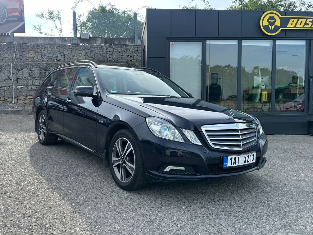 2010 Mercedes-Benz OSTATNÍ