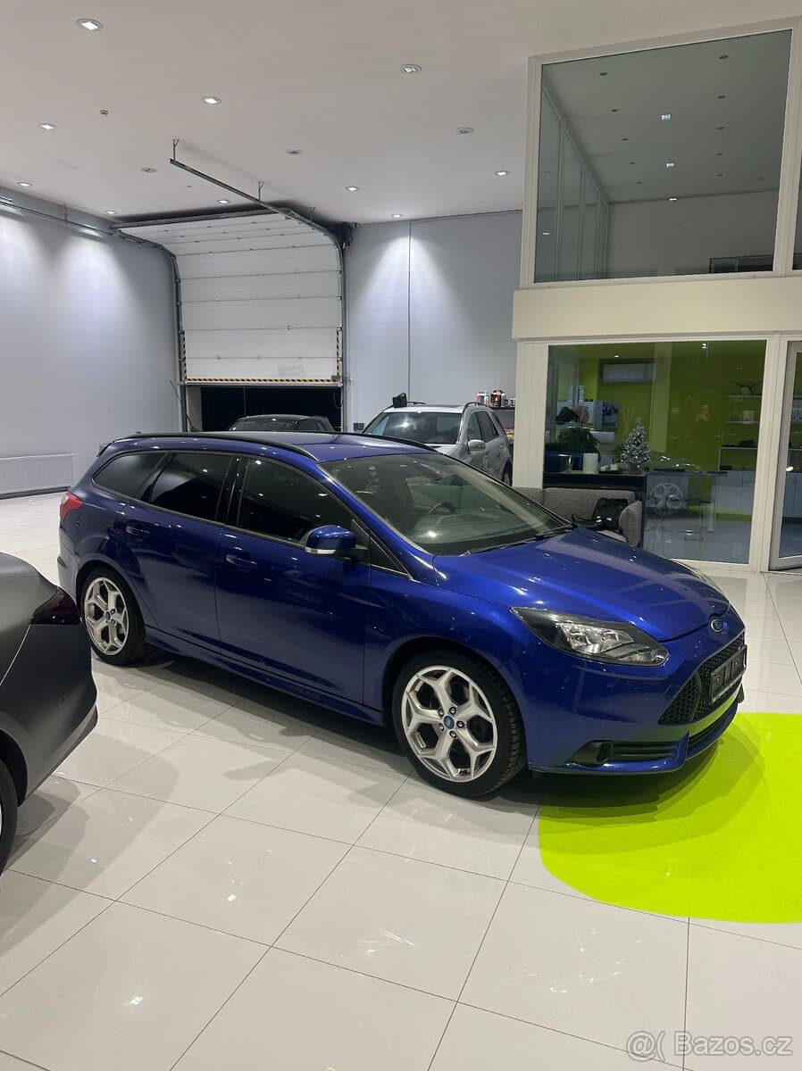 2013 Ford FOCUS