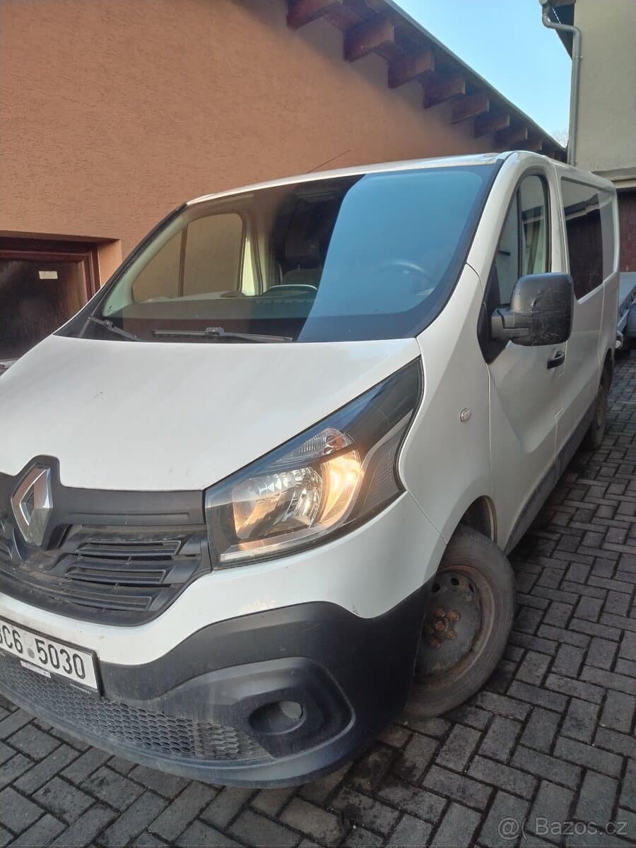2015 Renault TRAFIC