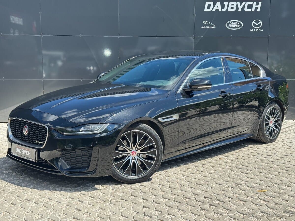 2020 Jaguar XE