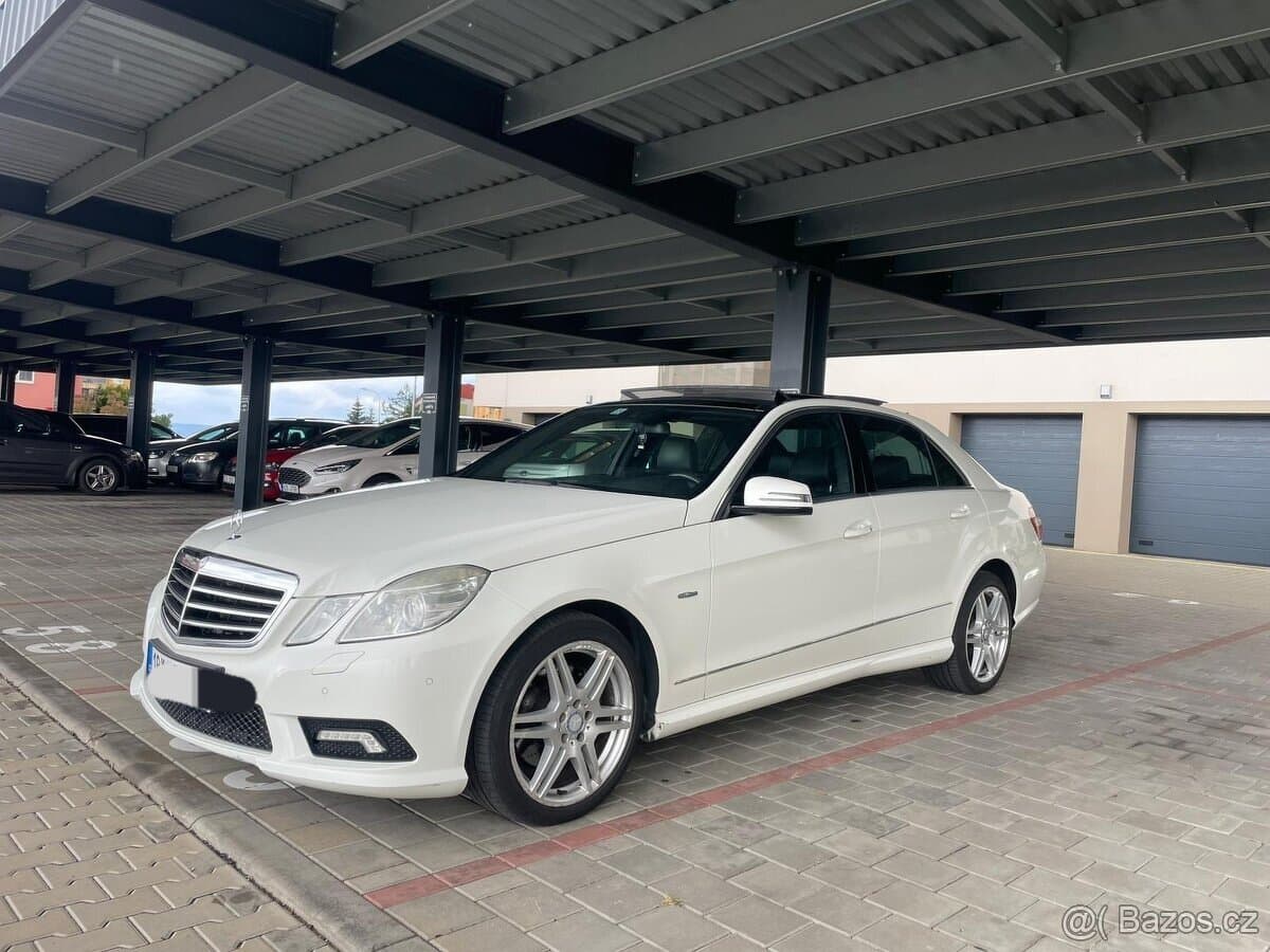 2009 Mercedes-Benz OSTATNÍ
