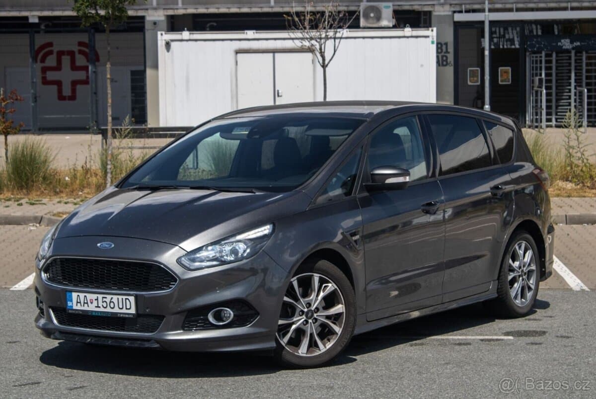 2019 Ford S-MAX