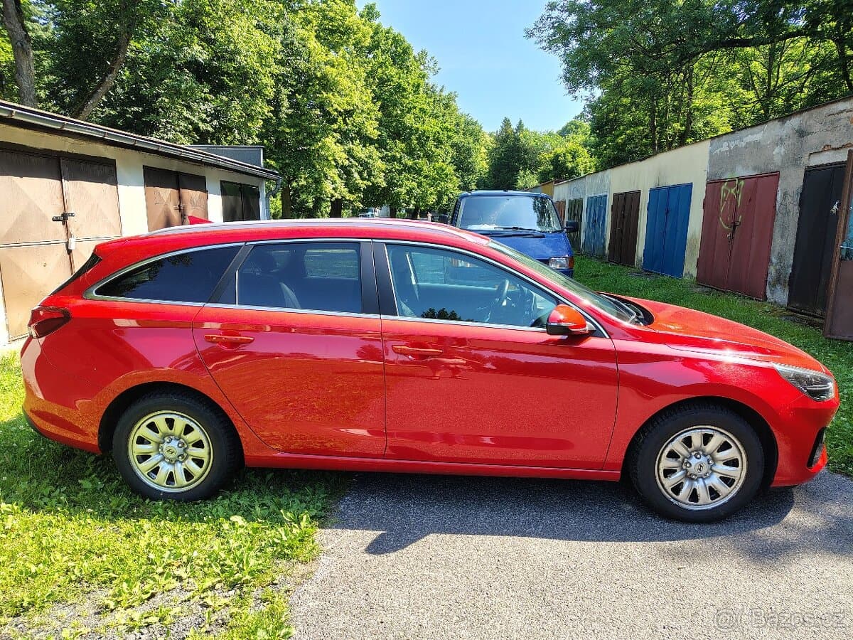 2022 Hyundai i30