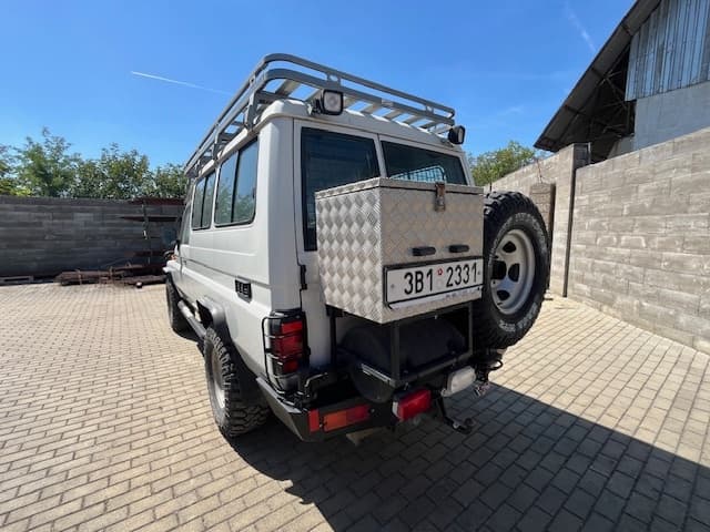 1999 Toyota LAND CRUISER