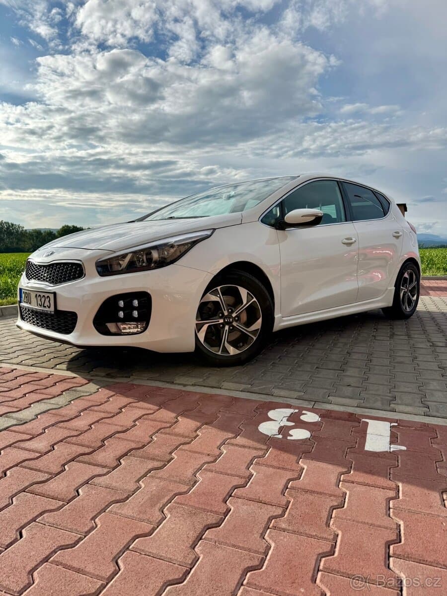 2017 Kia PROCEED