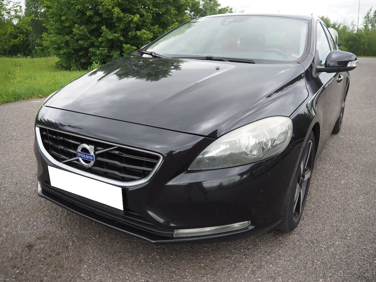 2015 Volvo V40
