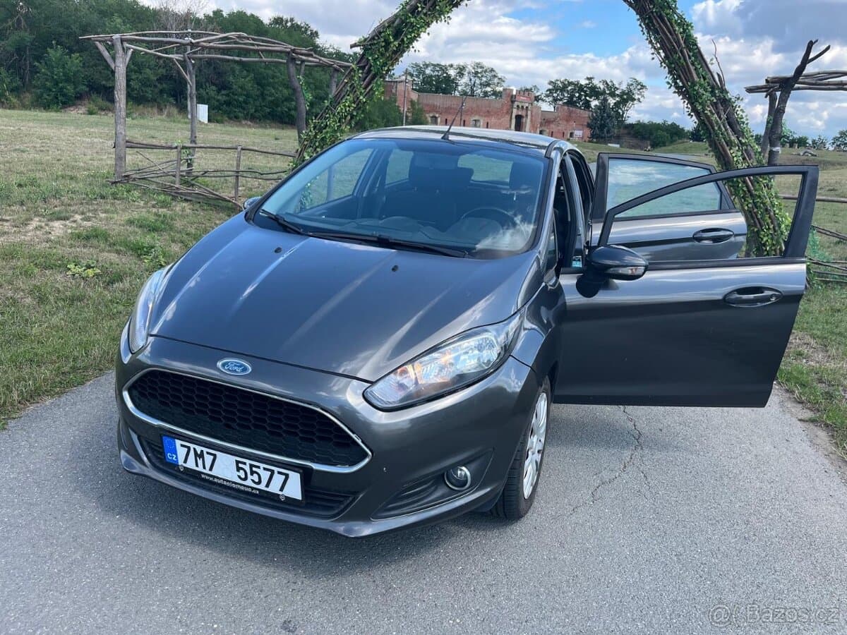 2017 Ford FIESTA