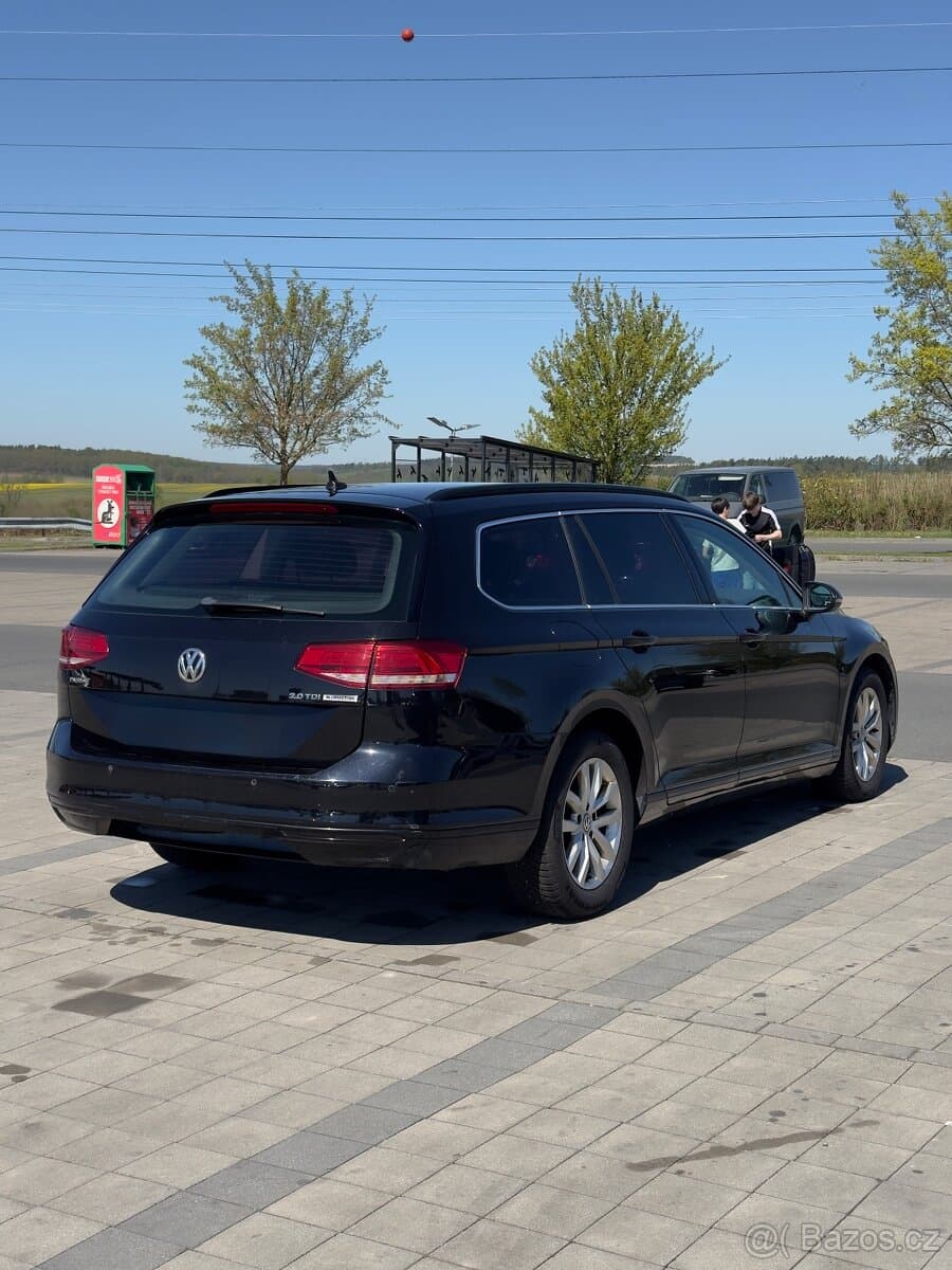 2015 Volkswagen PASSAT