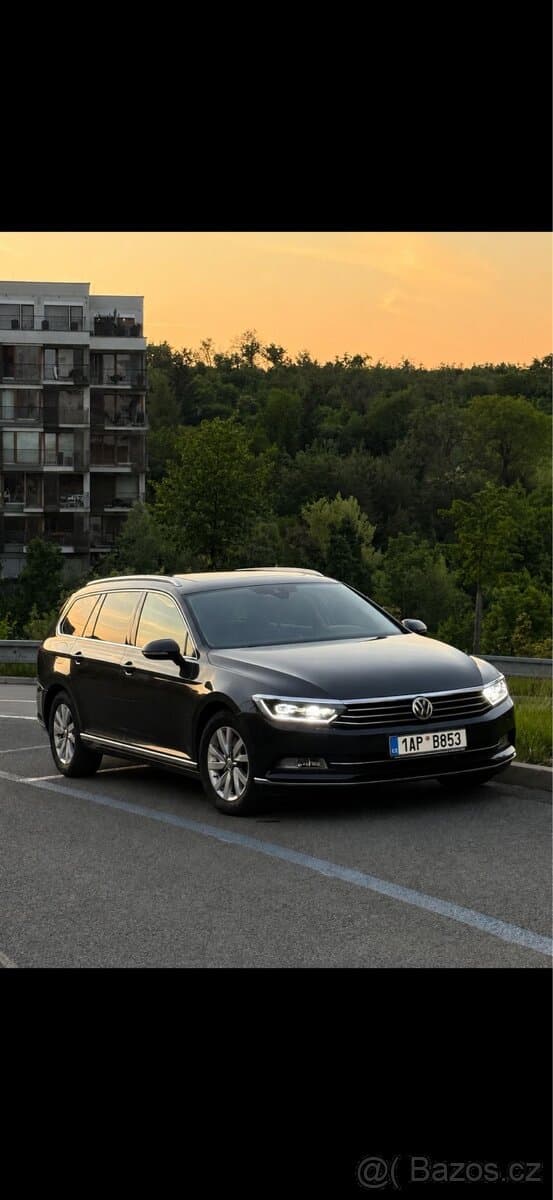 2017 Volkswagen PASSAT