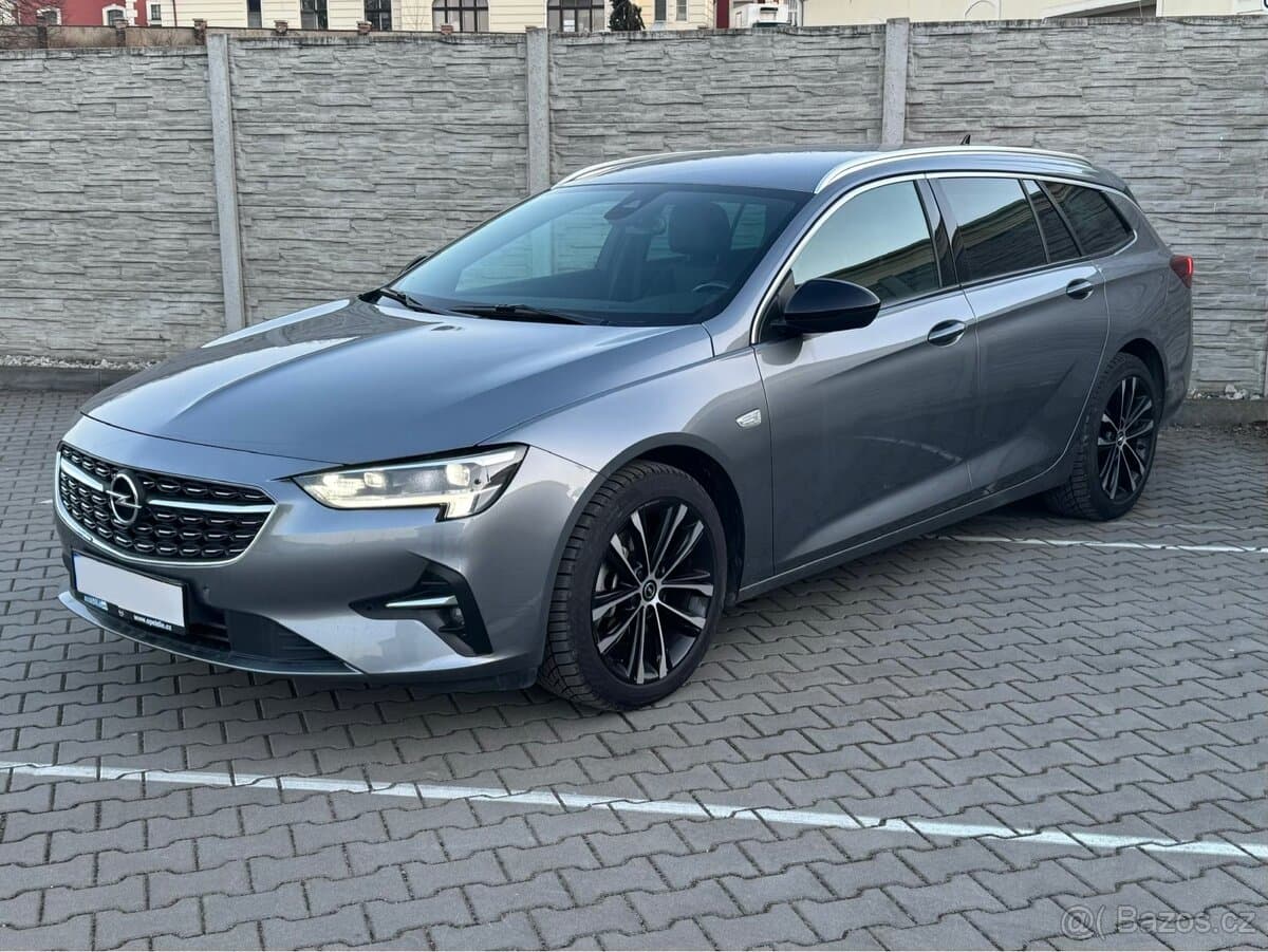 2021 Opel INSIGNIA