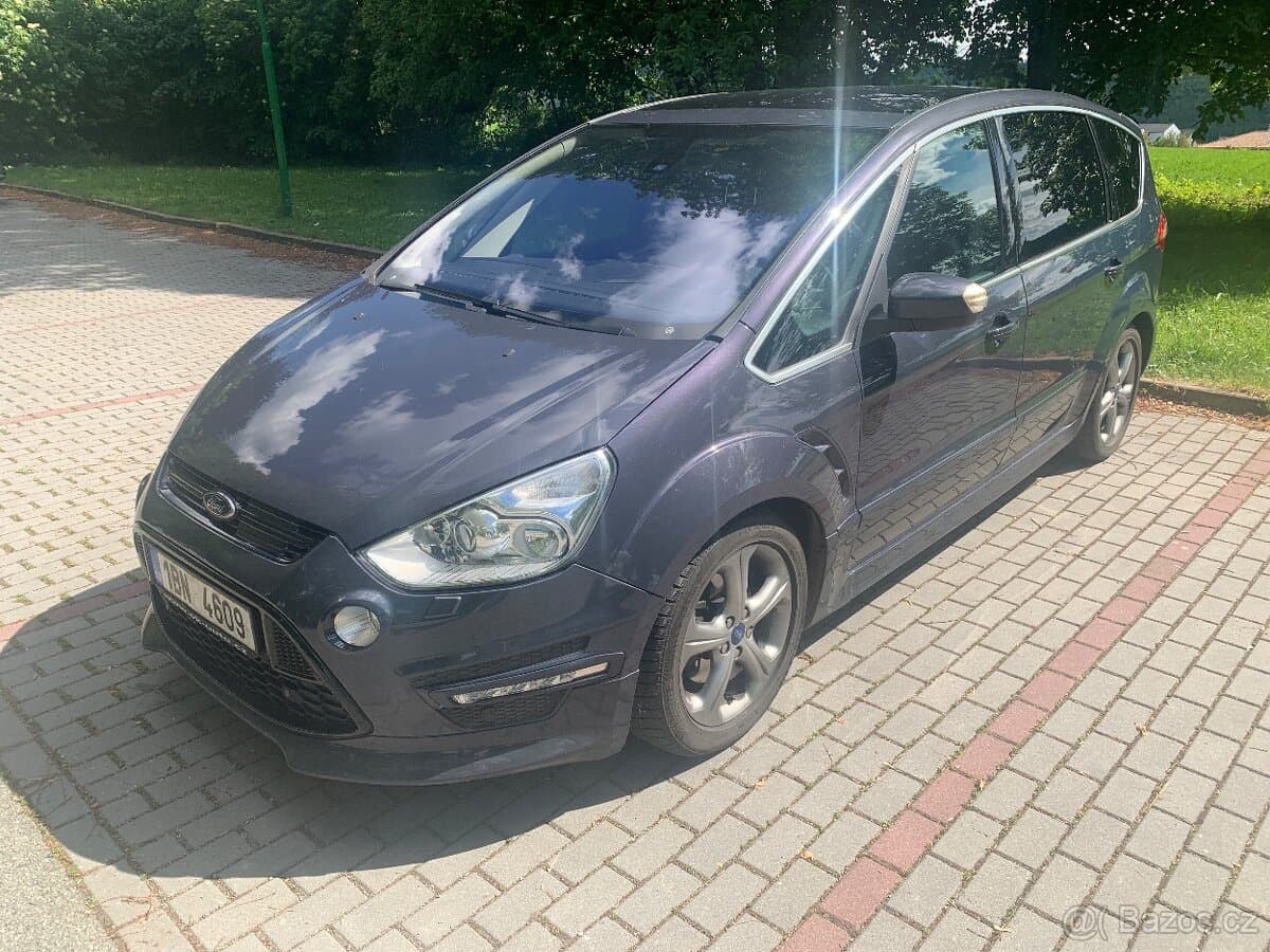 2011 Ford S-MAX