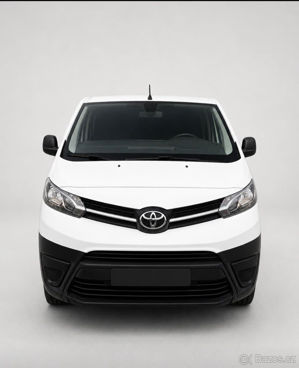2021 Toyota PROACE