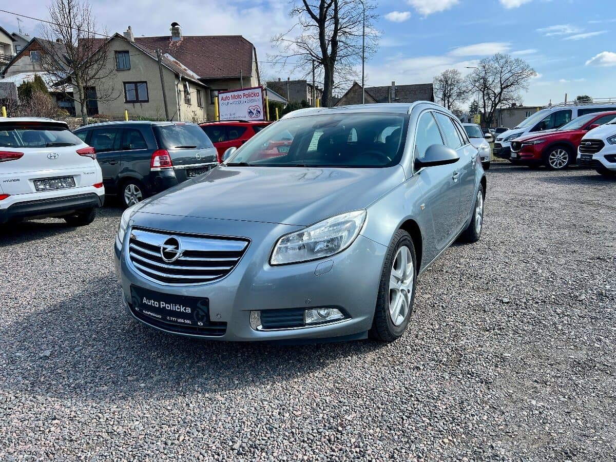 2010 Opel INSIGNIA